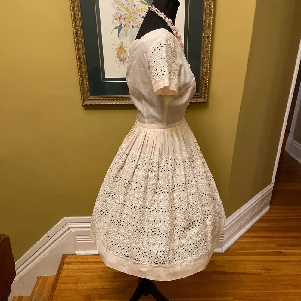 50’s day dress size 4