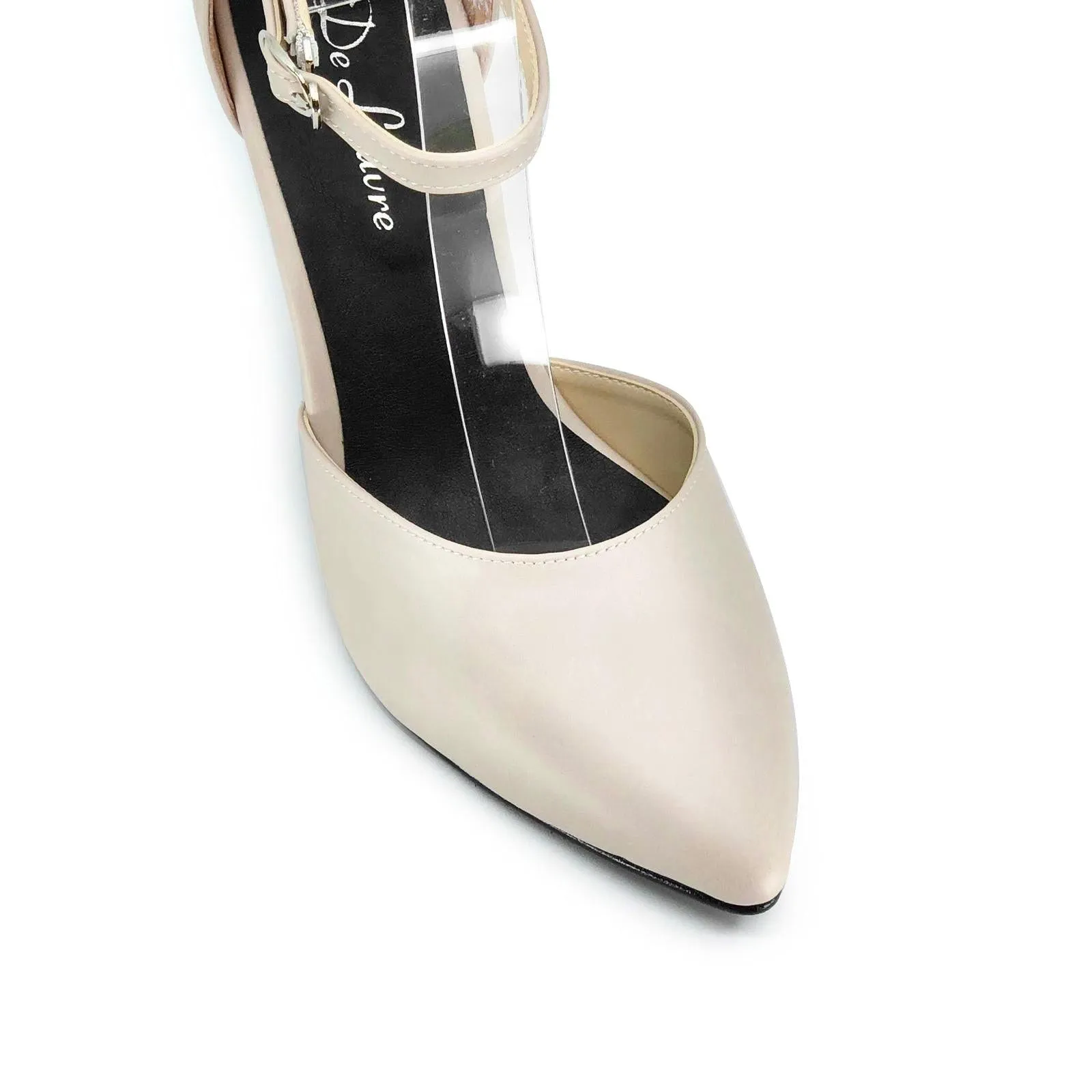 Adeera Pumps
