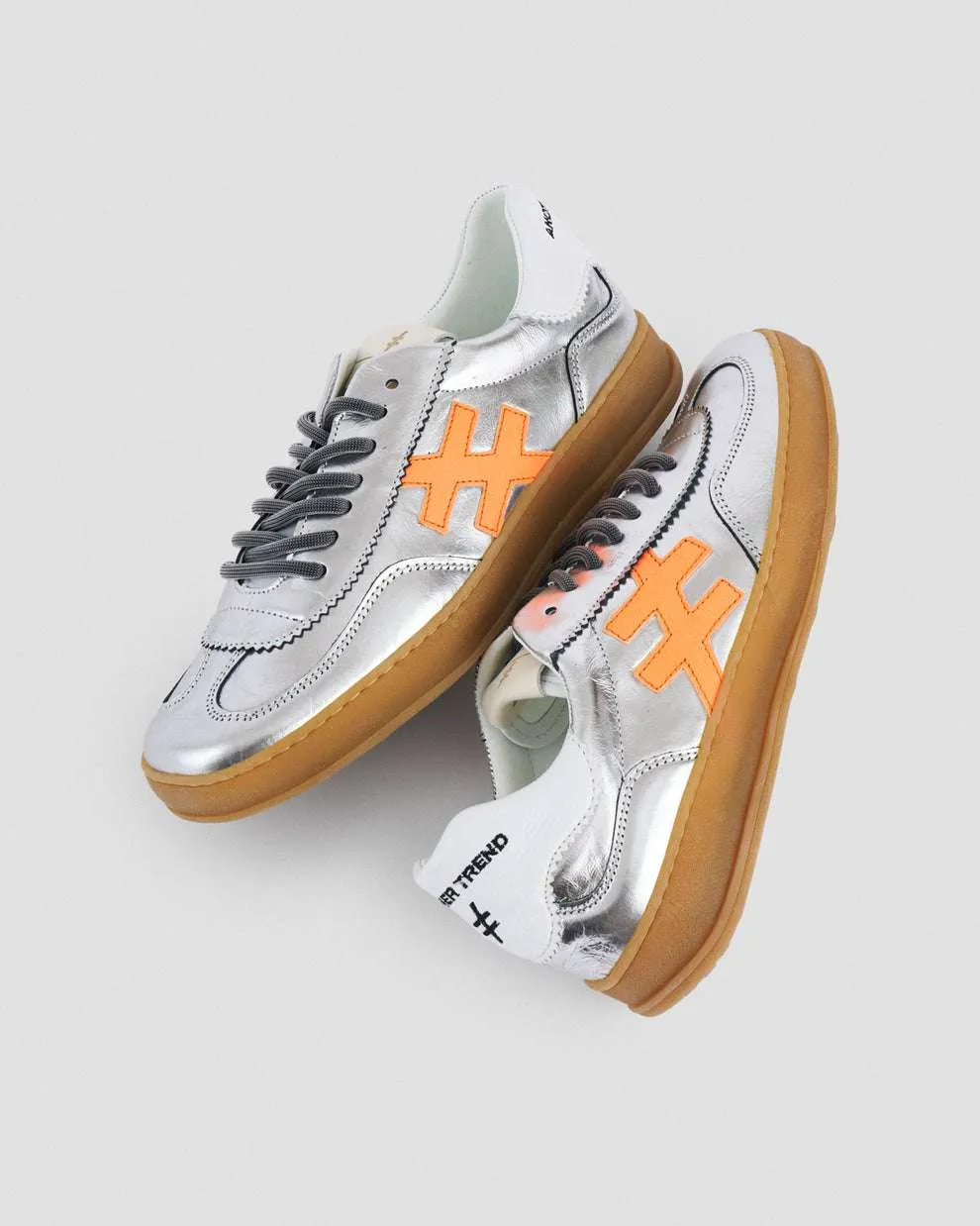 Another Trend Silver Trainer |A0325841