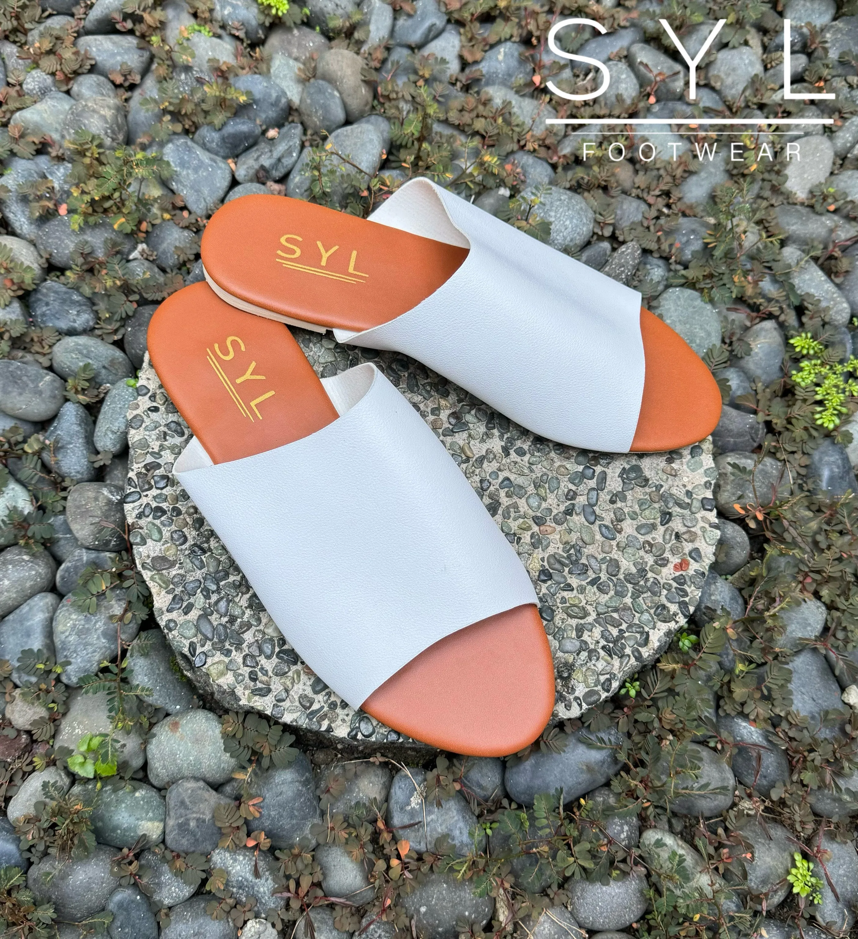 Bella flats by SYL