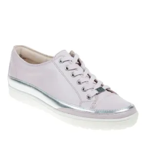 Caprice Leather Trainer in Light Purple Pearl
