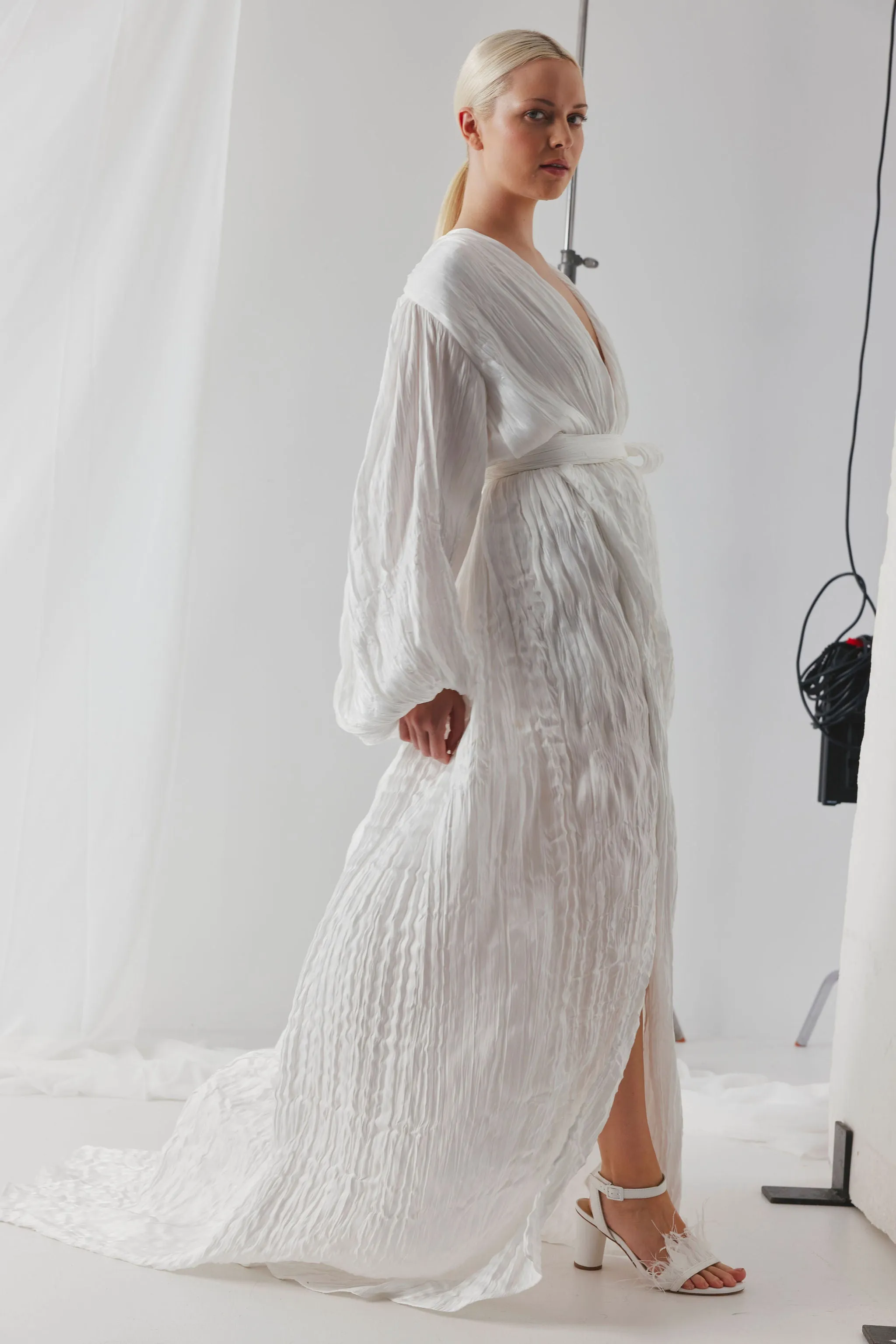 Chichi Heel - Snow Feather