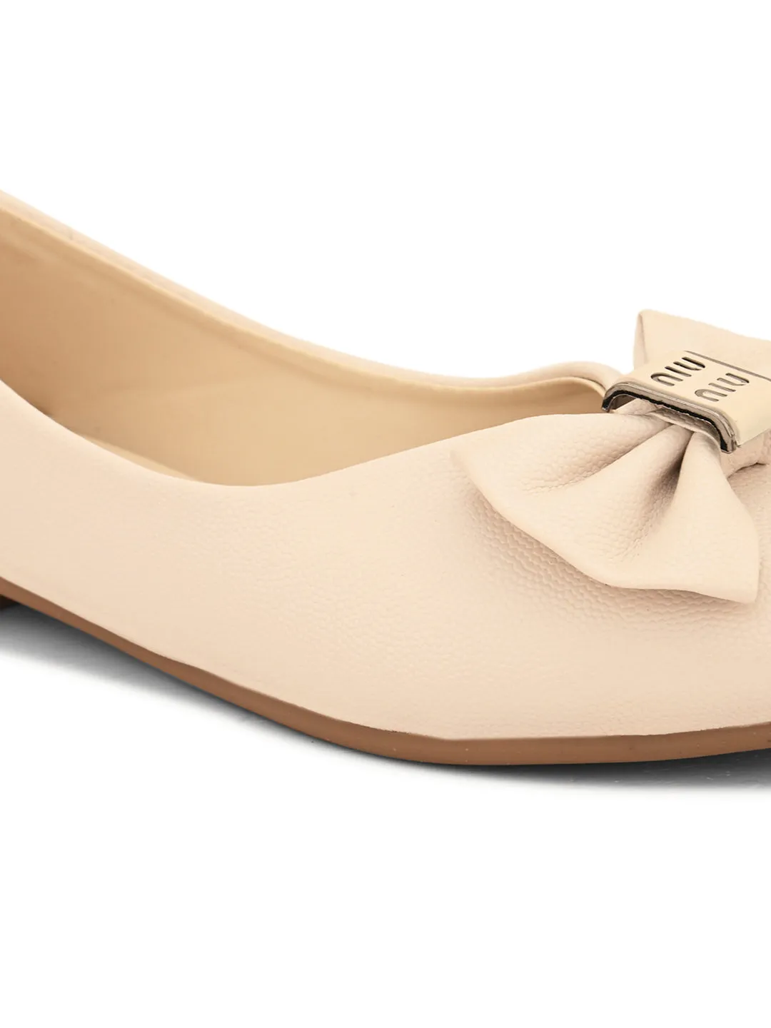Comfortable and Versatile Bow Accent Bellies