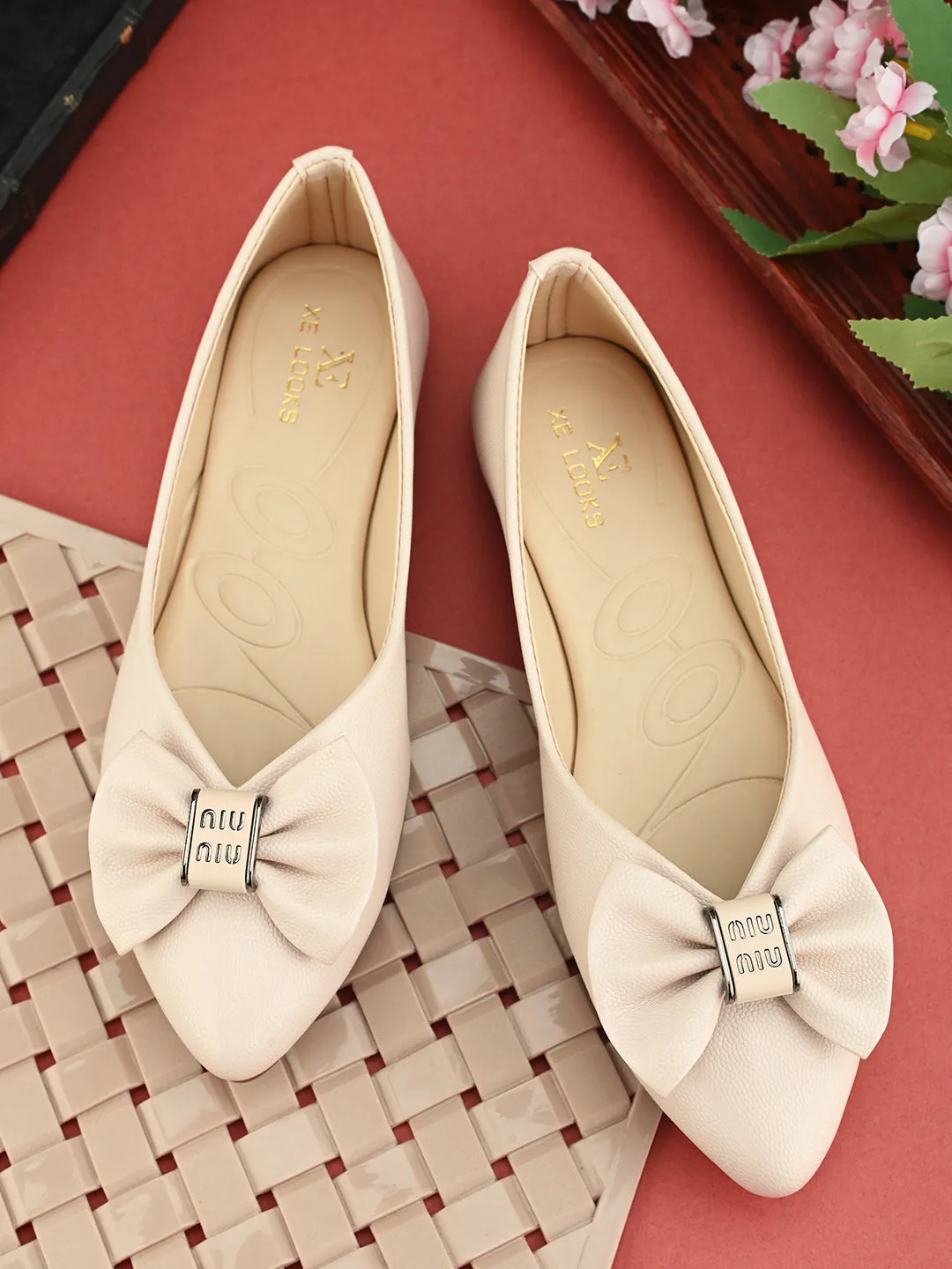 Comfortable and Versatile Bow Accent Bellies
