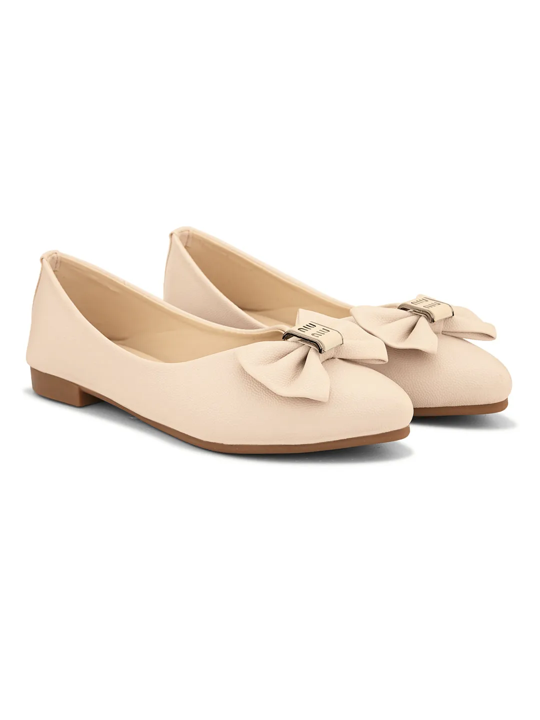 Comfortable and Versatile Bow Accent Bellies