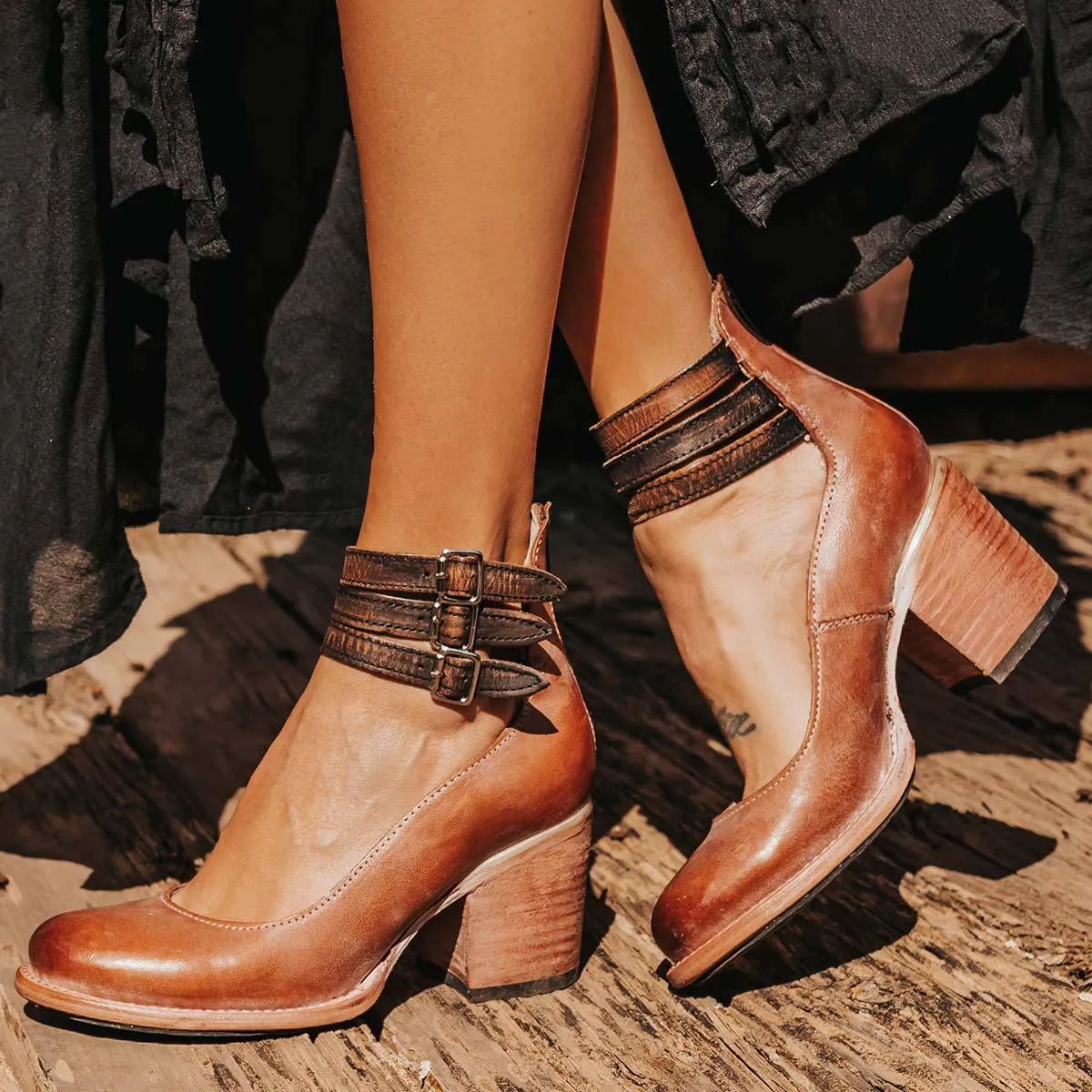 Double-Strap Block Heels | Brown | Vintage and Comfortable