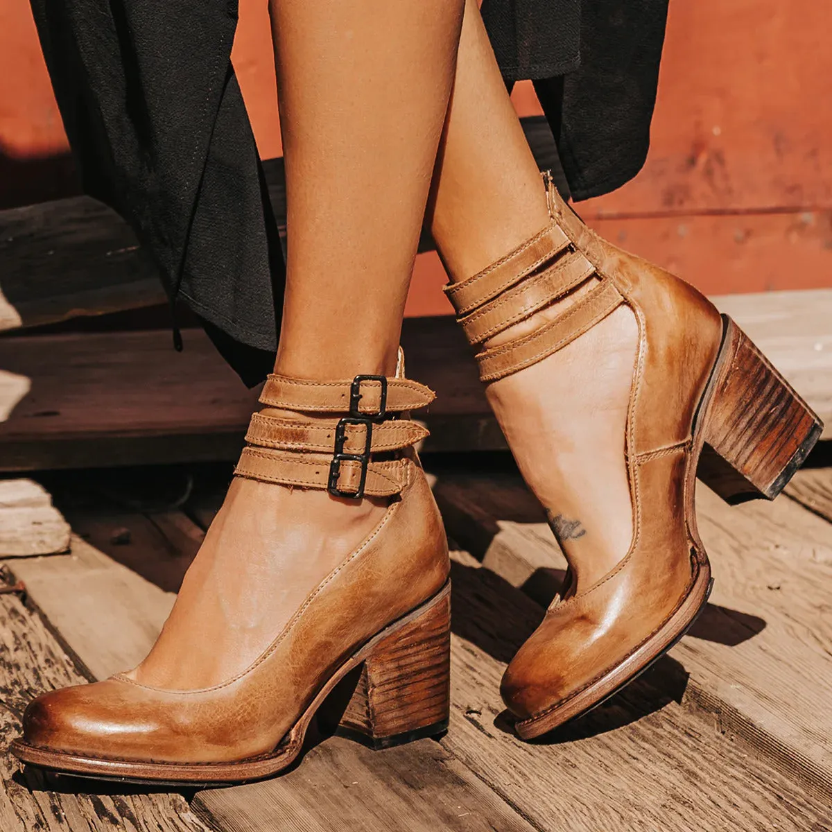 Double-Strap Block Heels | Brown | Vintage and Comfortable