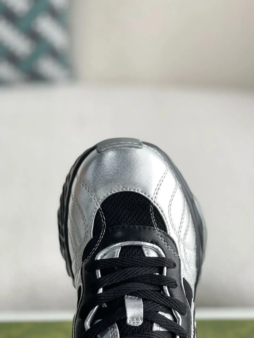 Gucci Ripple Trainer Gray Black