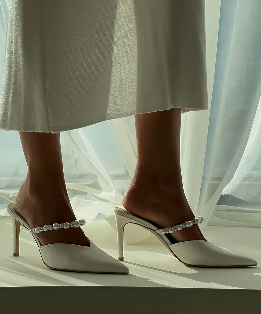 Kanika Pearl Heels