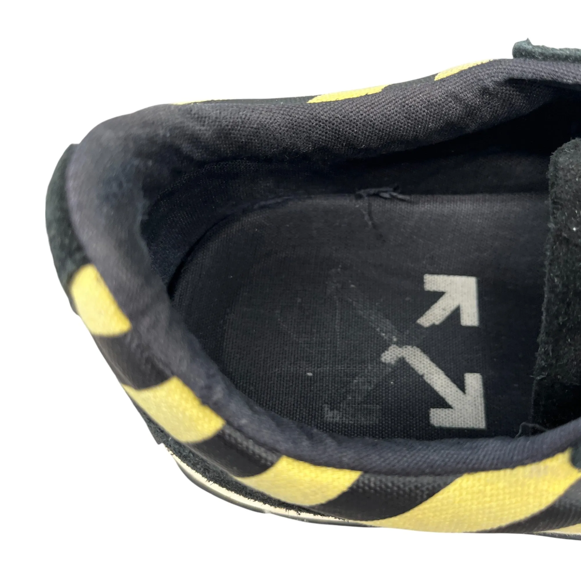 Men's Low Vulcanised Low Trainers Black Size EU 44 / UK 10