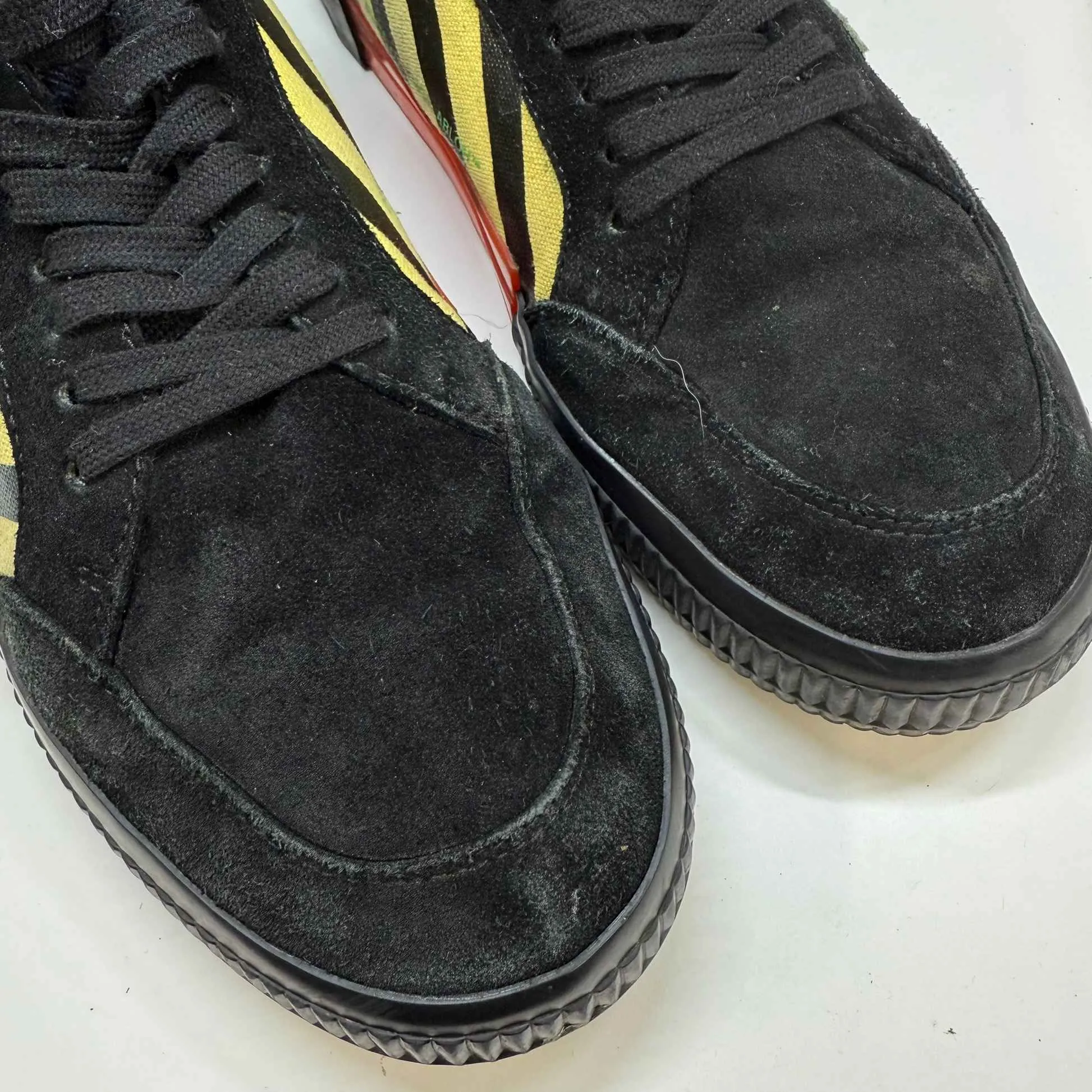 Men's Low Vulcanised Low Trainers Black Size EU 44 / UK 10