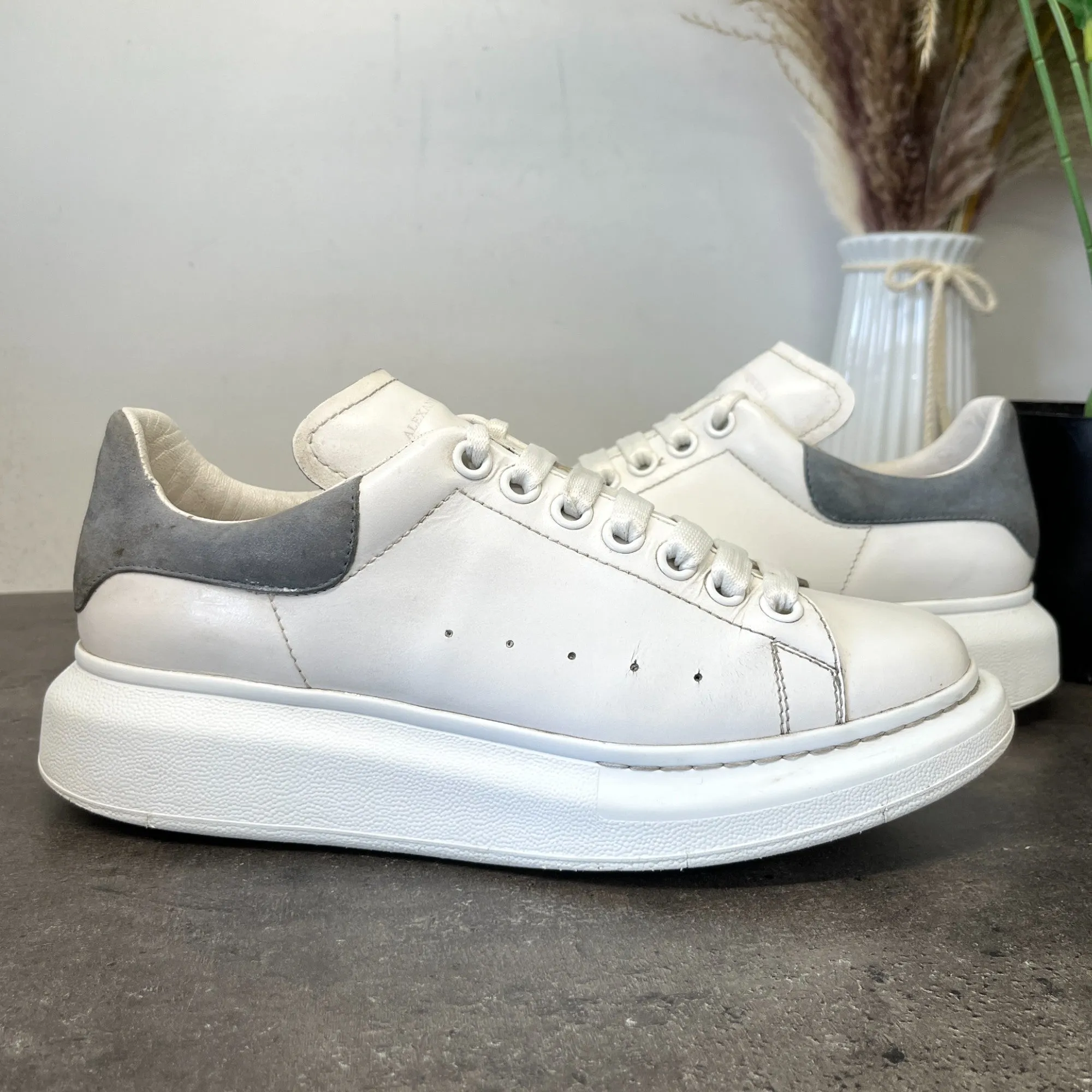 Men's Oversized Low Trainers White Size EU 40 / UK 6