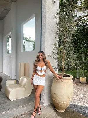 NATALIE CROP TOP WHITE - OUTCAST EXCLUSIVES