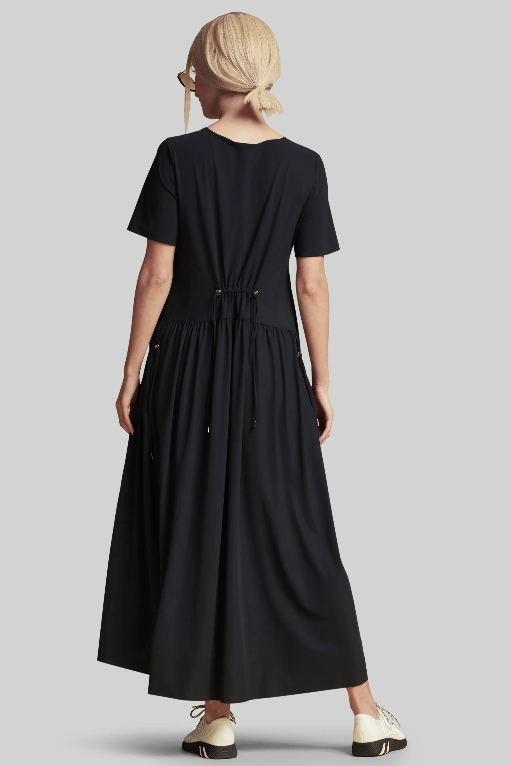 PAULA RYAN Arched Front Dress - Black Microjersey