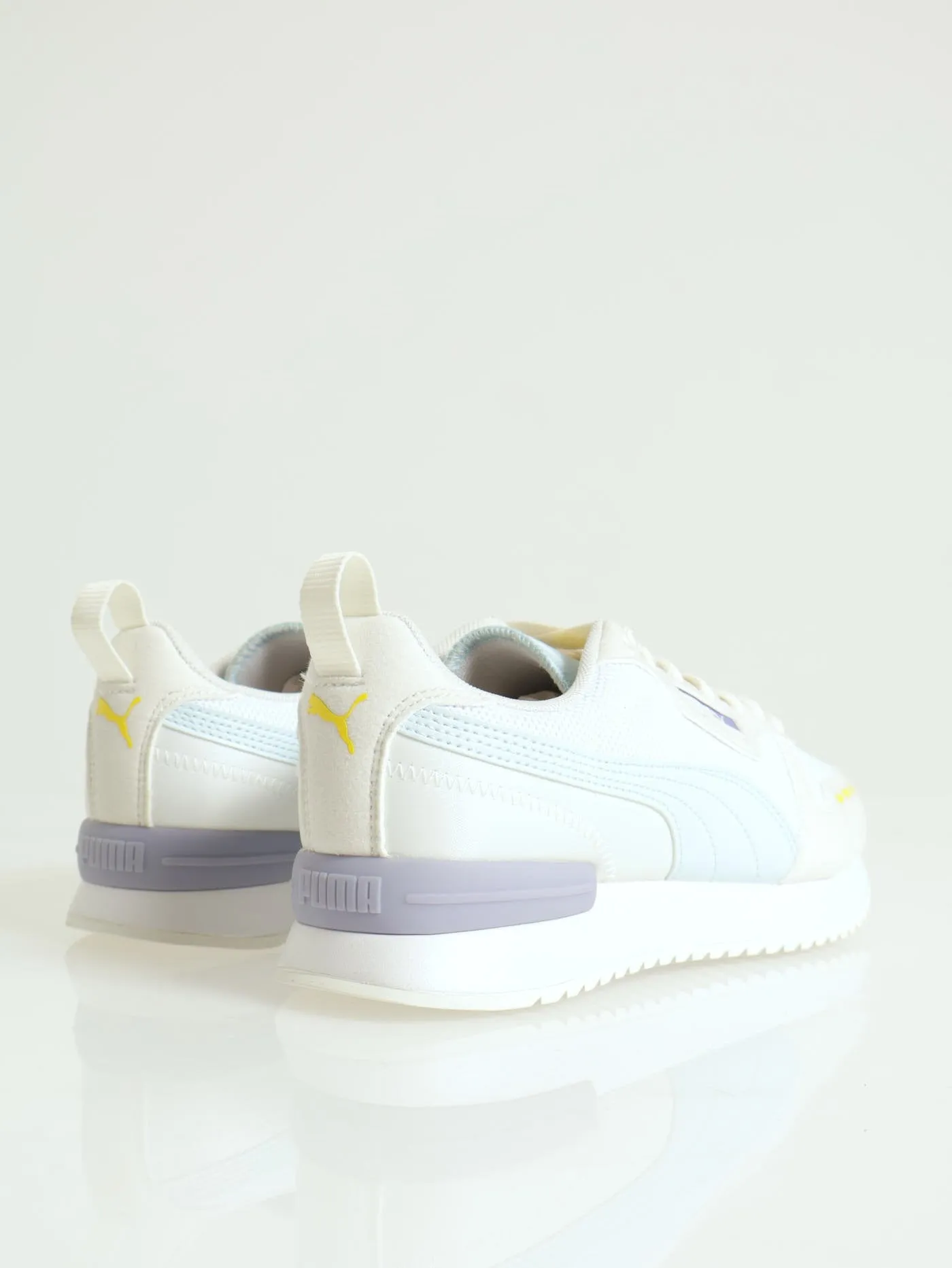R78 Retro Jogger Sneaker - Light Grey