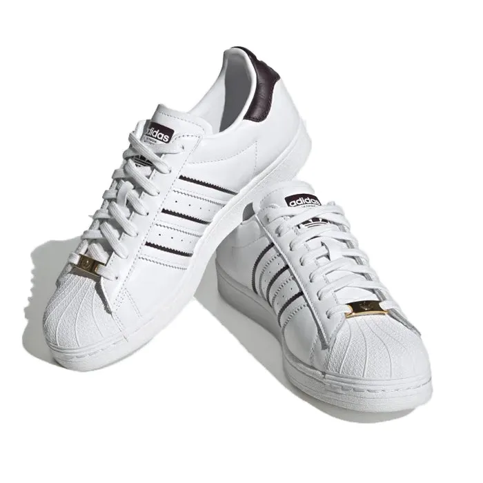 SUPERSTAR