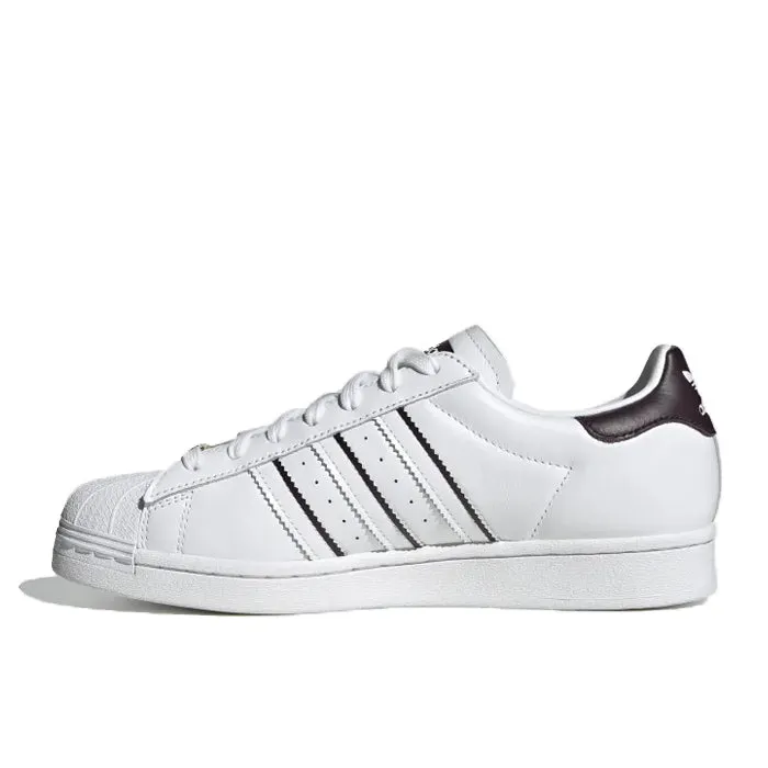 SUPERSTAR