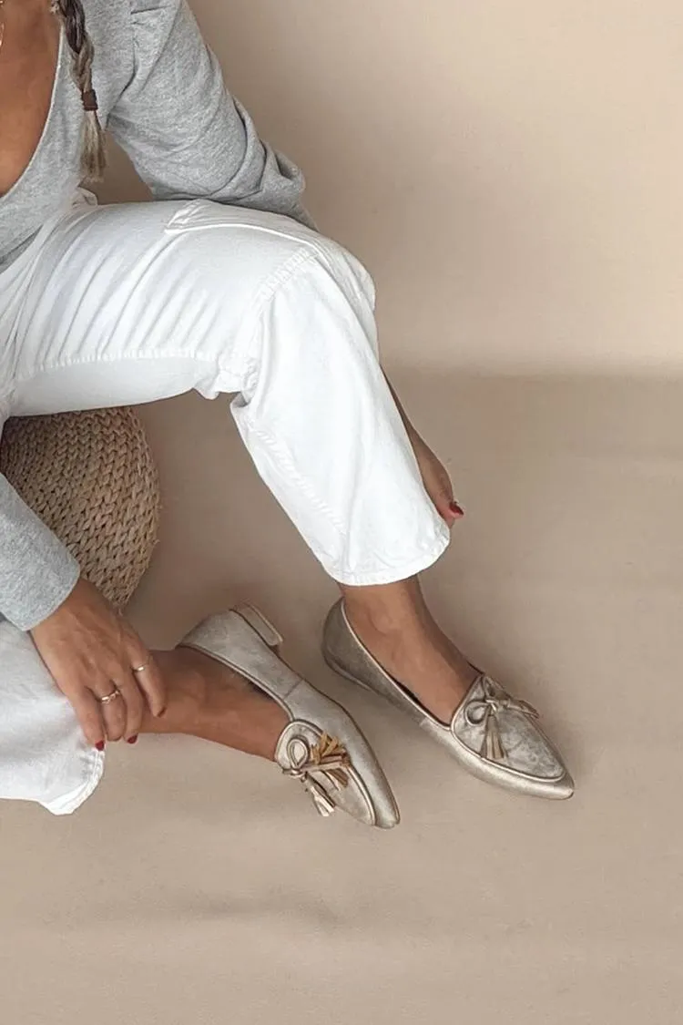Tassels Decor Pointed Toe Light Gold Loafers [Pre Order]