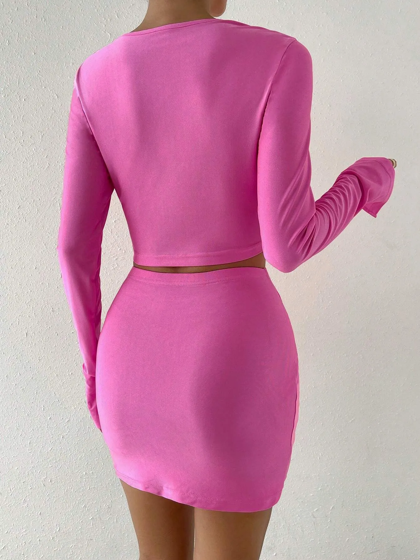 Trendy Long-Sleeve Crop Top and Elastic Waist Bodycon Skirt Set