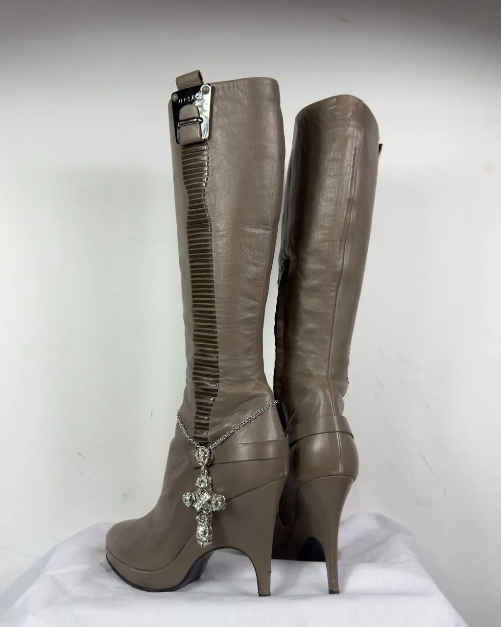 Versace 2008 Vintage Leather Boots 40/40.5