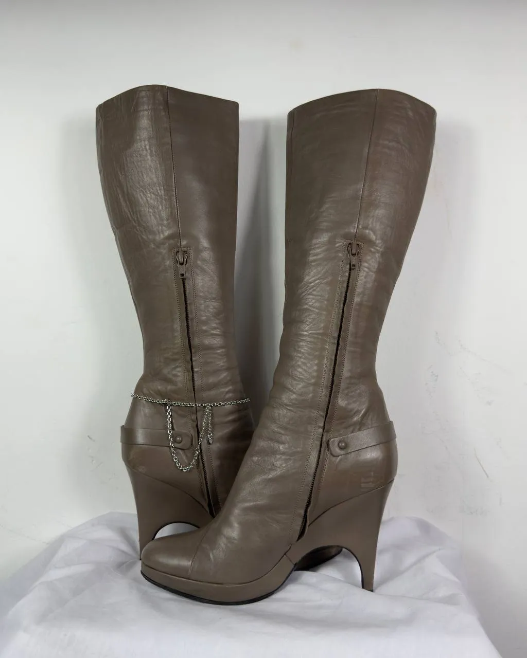 Versace 2008 Vintage Leather Boots 40/40.5