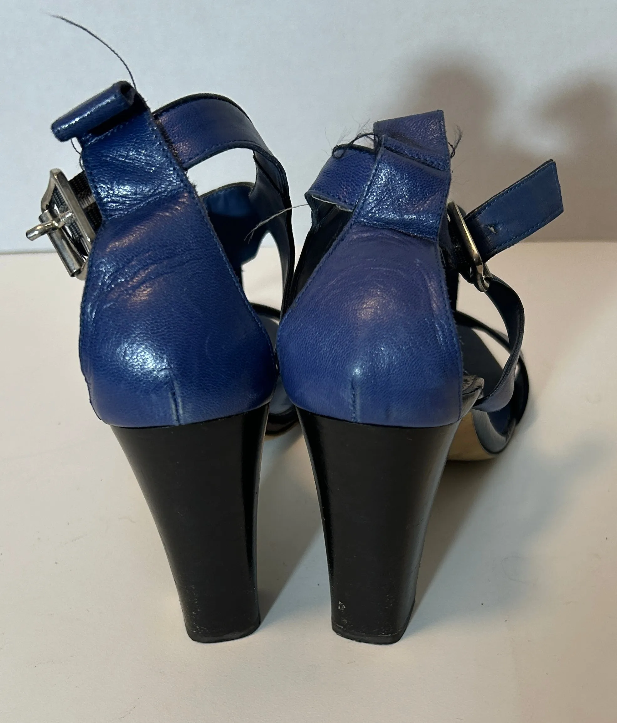 Vintage Blue Leather Strappy Block Heel Sandals – Size 10.5 – Made in Italy
