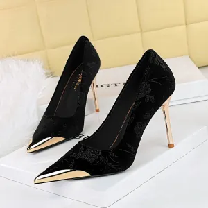 VougeVamp Elegant Black Velvet Stiletto Heels – Floral Embossed High Heels with Metallic Pointed Toe