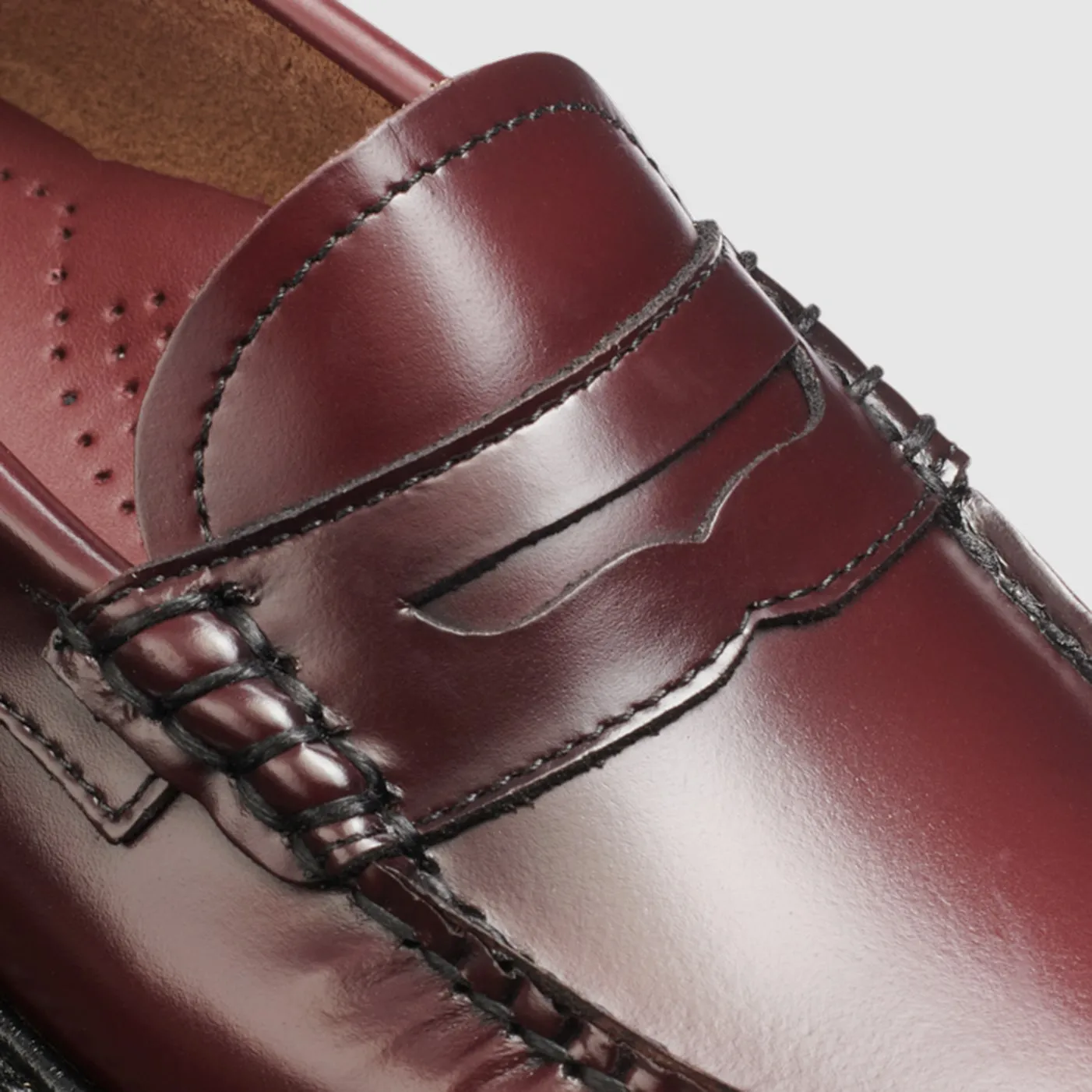 Whitney Super Lug Weejuns Loafer in Wine
