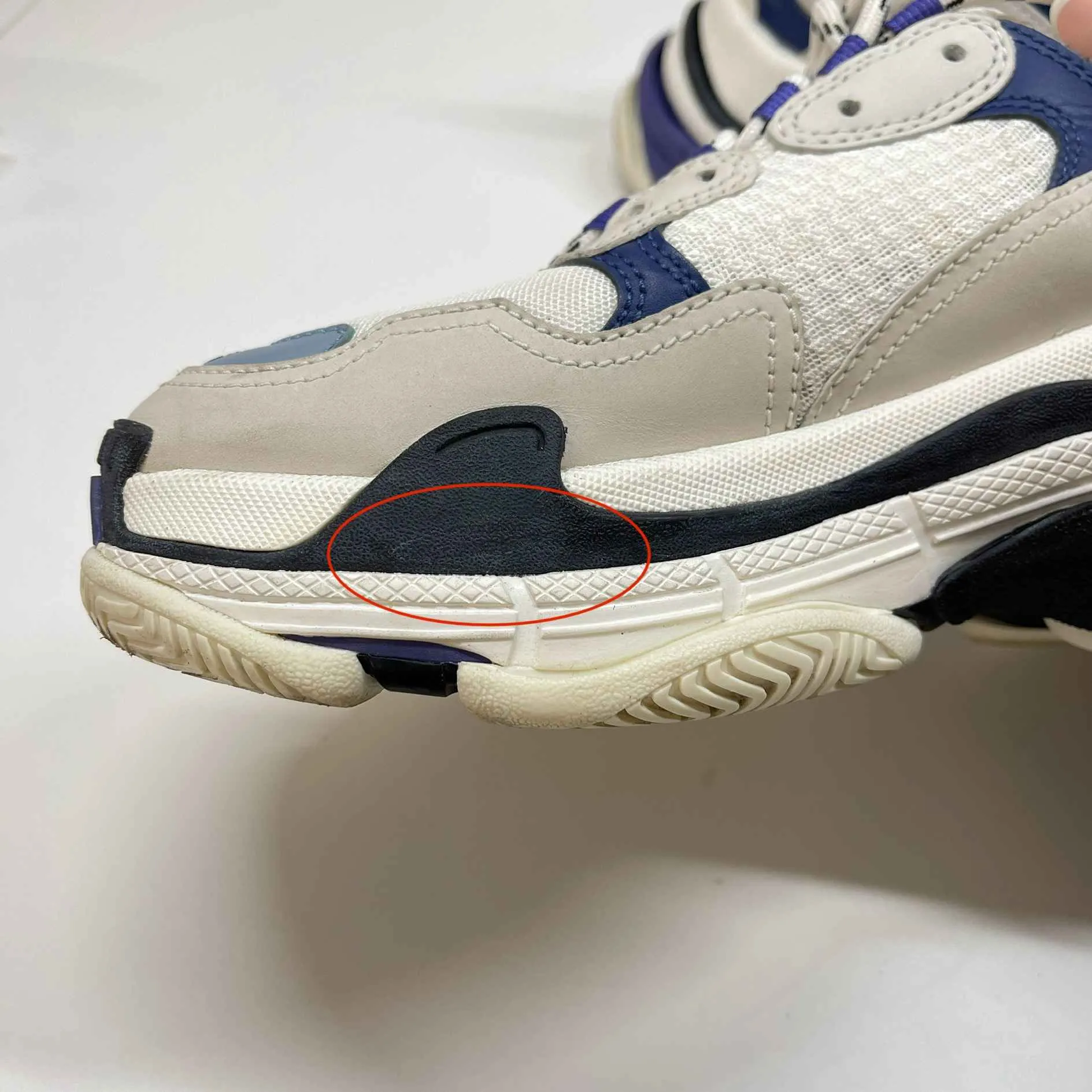Women's Triple S Low Trainers Purple Size EU 39 / UK 6