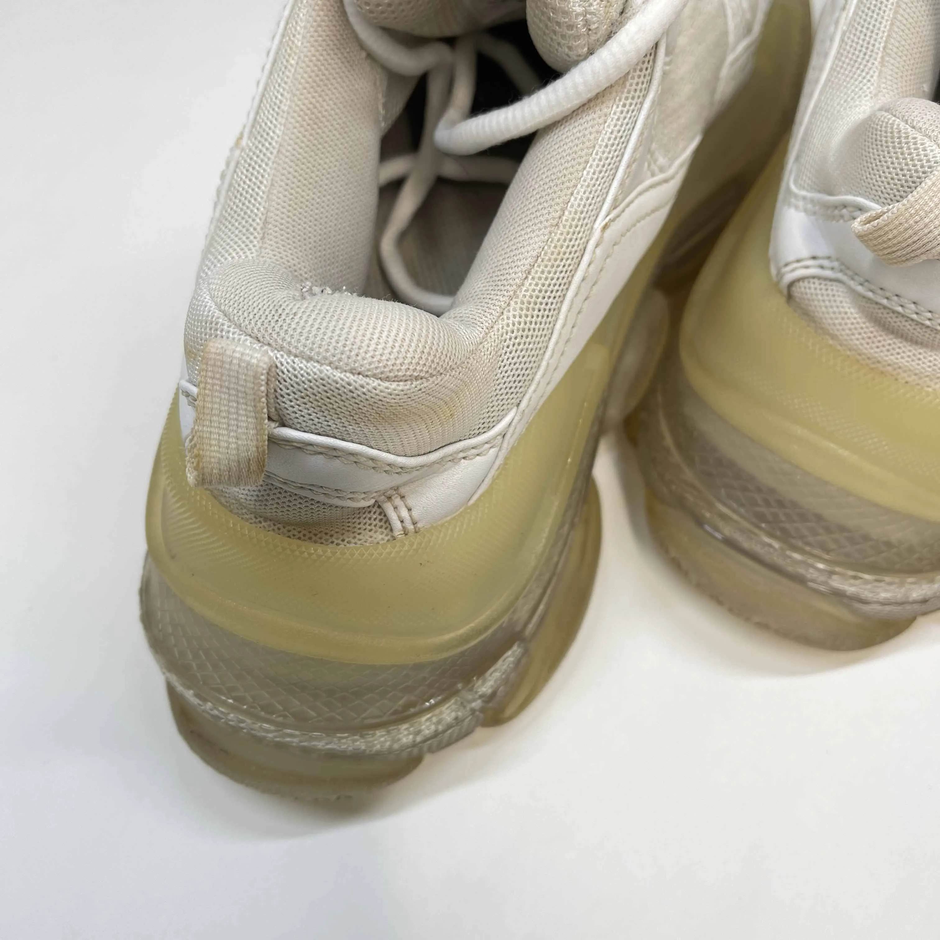 Women's Triple S Low Trainers White Size EU 38 / UK 5